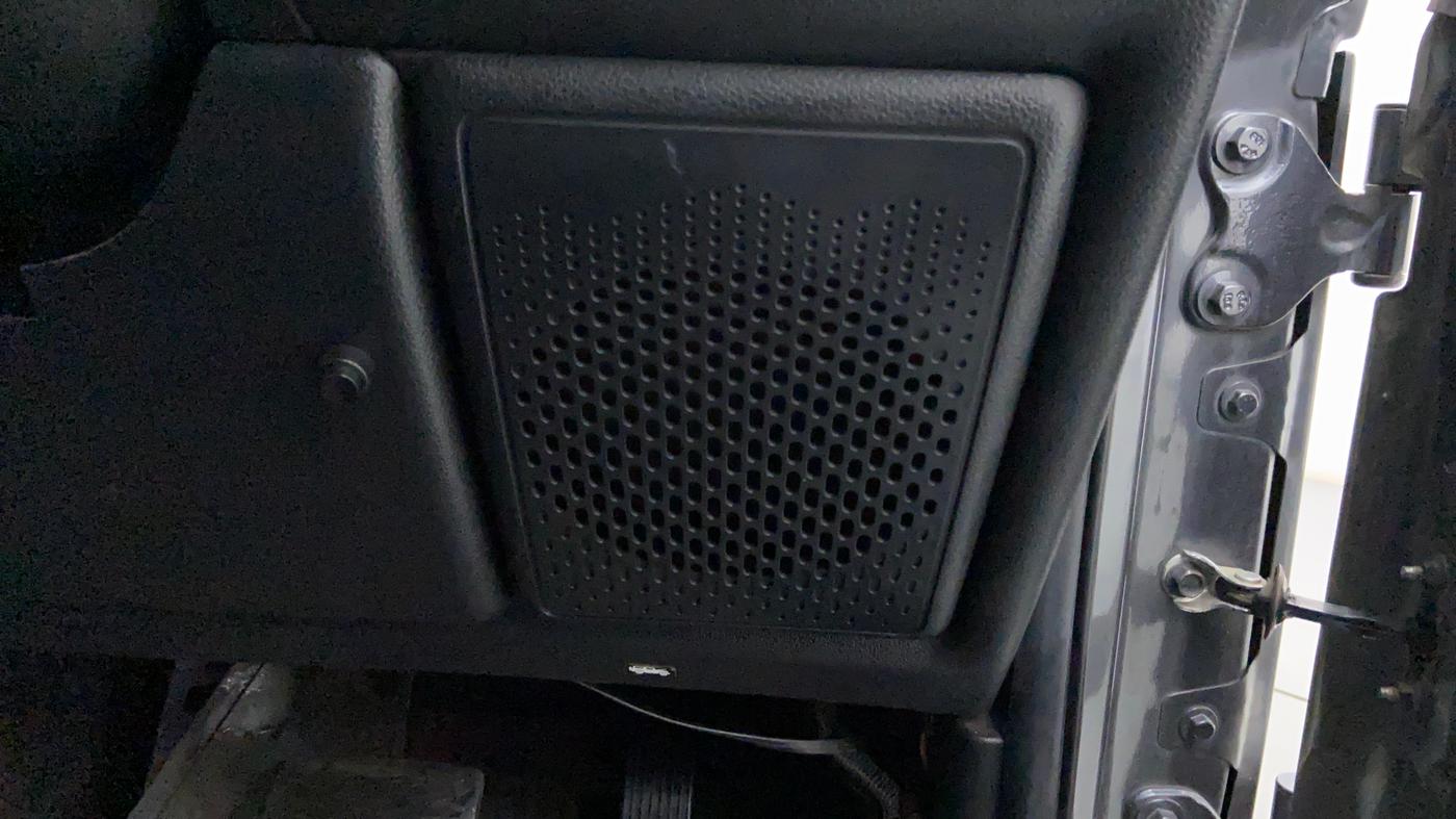 2020 Mahindra Thar LX  P 4WD AT CONVERTIBLE, Petrol, Automatic, 27,329 km, Speaker