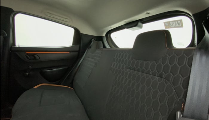 2018 Renault Kwid CLIMBER 1.0 AMT, Petrol, Automatic, 37,830 km, Right Side Rear Door Cabin