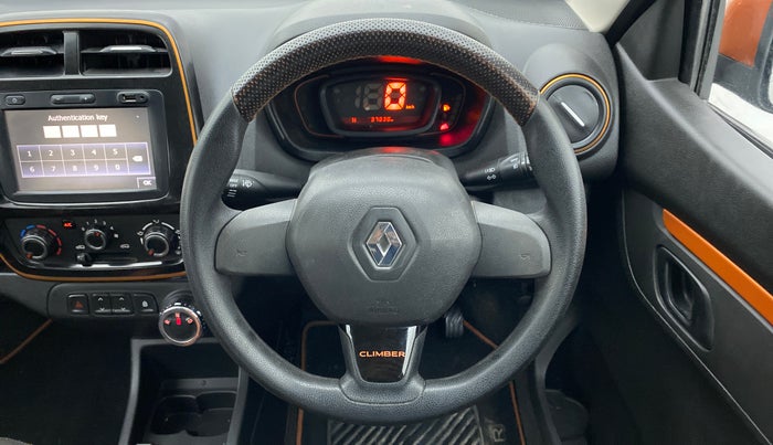 2018 Renault Kwid CLIMBER 1.0 AMT, Petrol, Automatic, 37,830 km, Steering Wheel Close Up