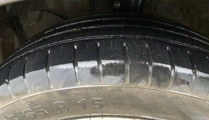 2019 Honda Amaze 1.2L I-VTEC V, CNG, Manual, 67,543 km, Left Front Tyre Tread