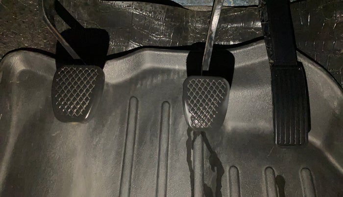 2019 Honda Amaze 1.2L I-VTEC V, CNG, Manual, 67,543 km, Pedals