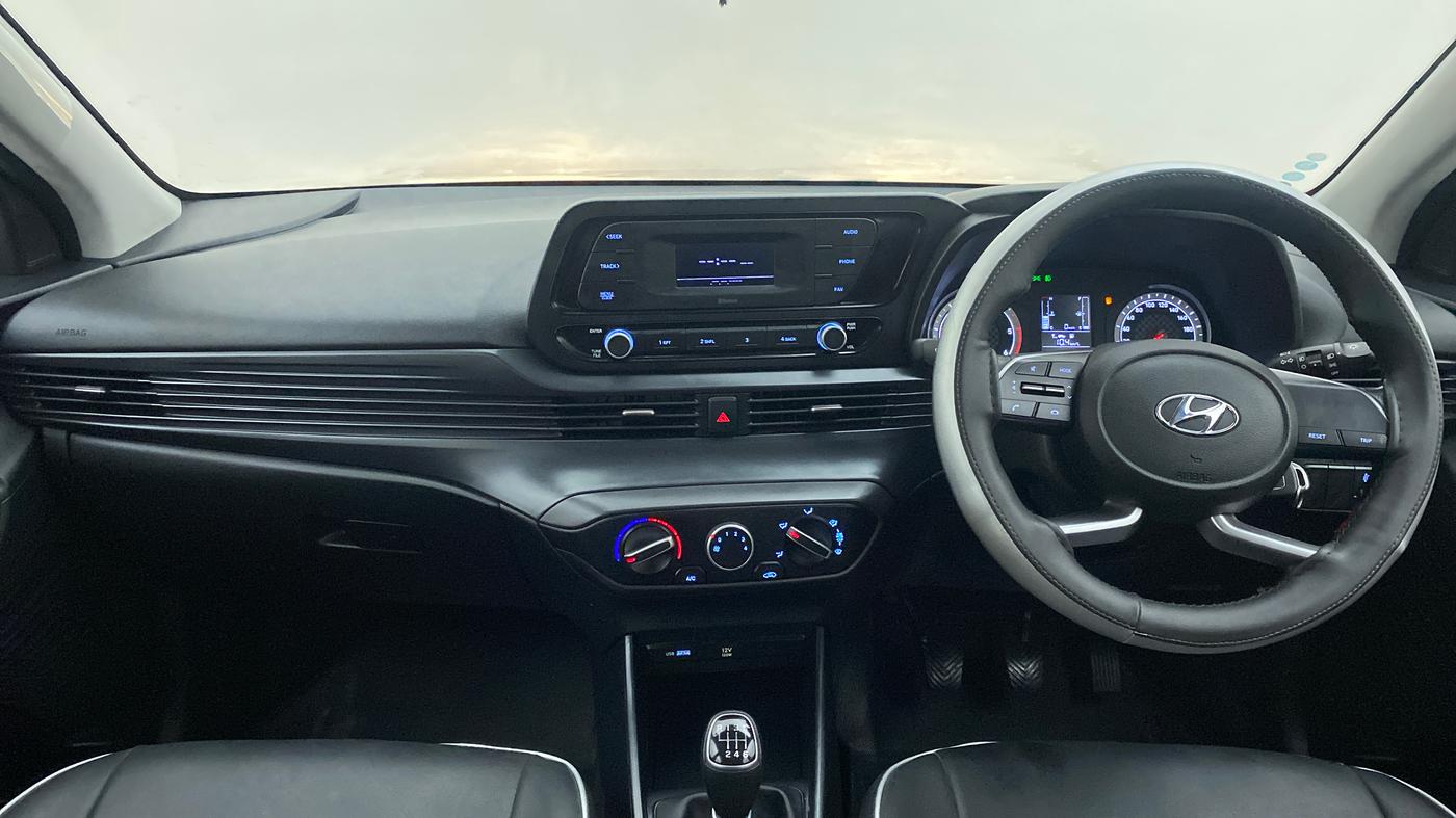 2021 Hyundai NEW I20 MAGNA 1.5 MT, Diesel, Manual, 20,386 km, Dashboard
