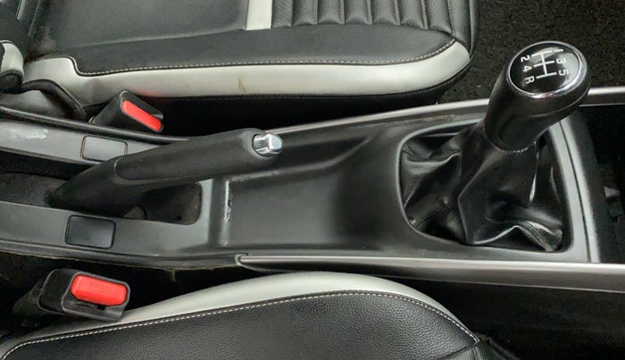 2020 Maruti Baleno ZETA PETROL 1.2, Petrol, Manual, 40,436 km, Gear Lever