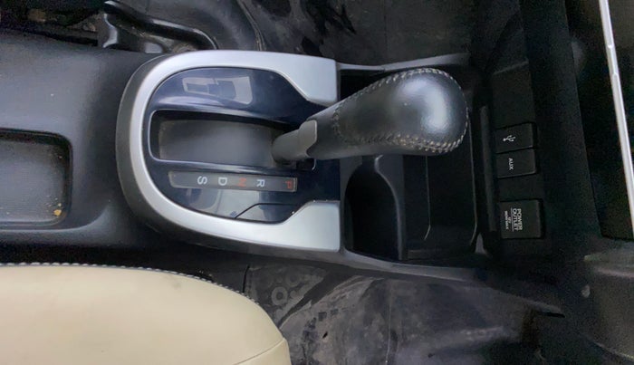 2017 Honda Jazz 1.2L I-VTEC V AT, Petrol, Automatic, 72,041 km, Gear Lever