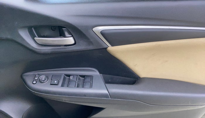 2017 Honda Jazz 1.2L I-VTEC V AT, Petrol, Automatic, 72,041 km, Driver Side Door Panels Control