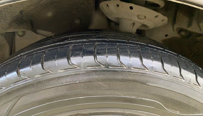 2017 Honda Jazz 1.2L I-VTEC V AT, Petrol, Automatic, 72,041 km, Left Front Tyre Tread