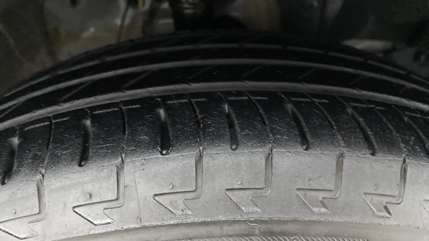 2017 Honda WR-V 1.2 i-VTEC VX MT, Petrol, Manual, 18,796 km, Right Front Tyre Tread
