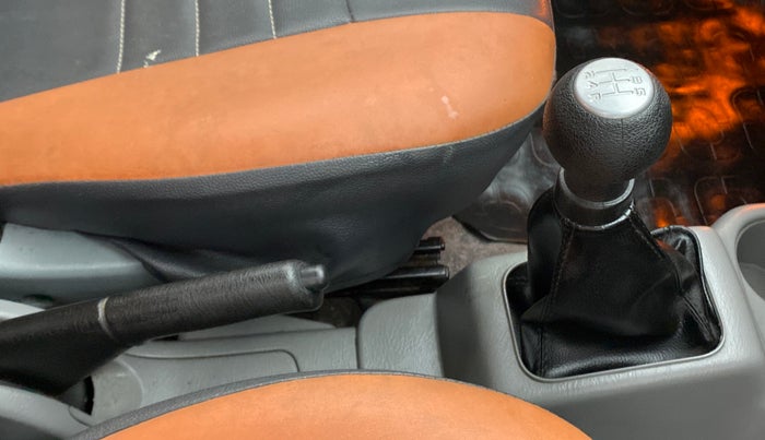2013 Maruti Alto K10 VXI MUSIK EDITION, Petrol, Manual, 39,061 km, Gear Lever