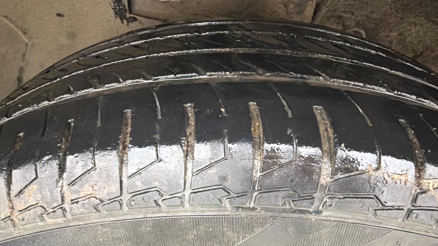 2020 Hyundai VENUE SX 1.0 TURBO, Petrol, Manual, 98,127 km, Left Front Tyre Tread