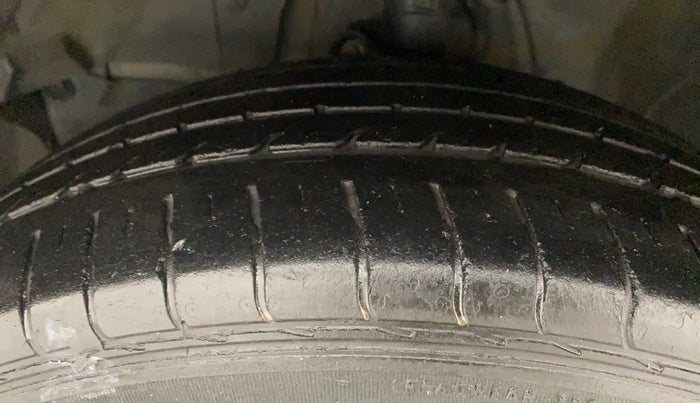 2017 Honda WR-V 1.5 i-DTEC VX MT, Diesel, Manual, 50,499 km, Left Front Tyre Tread