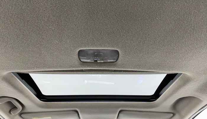 2017 Honda WR-V 1.5 i-DTEC VX MT, Diesel, Manual, 50,499 km, Moonroof/ Sunroof