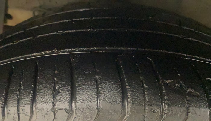 2021 Hyundai NEW I20 ASTA (O) 1.0 TURBO GDI DCT, Petrol, Automatic, 29,987 km, Right Rear Tyre Tread