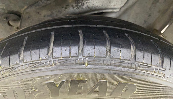 2014 Honda Amaze 1.2L I-VTEC S, Petrol, Manual, 61,741 km, Left Rear Tyre Tread