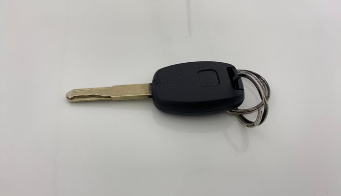 2014 Honda Amaze 1.2L I-VTEC S, Petrol, Manual, 61,741 km, Key Close Up