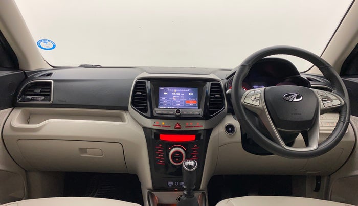 2021 Mahindra XUV300 W8 (O) 1.5 DIESEL, Diesel, Manual, 43,611 km, Dashboard