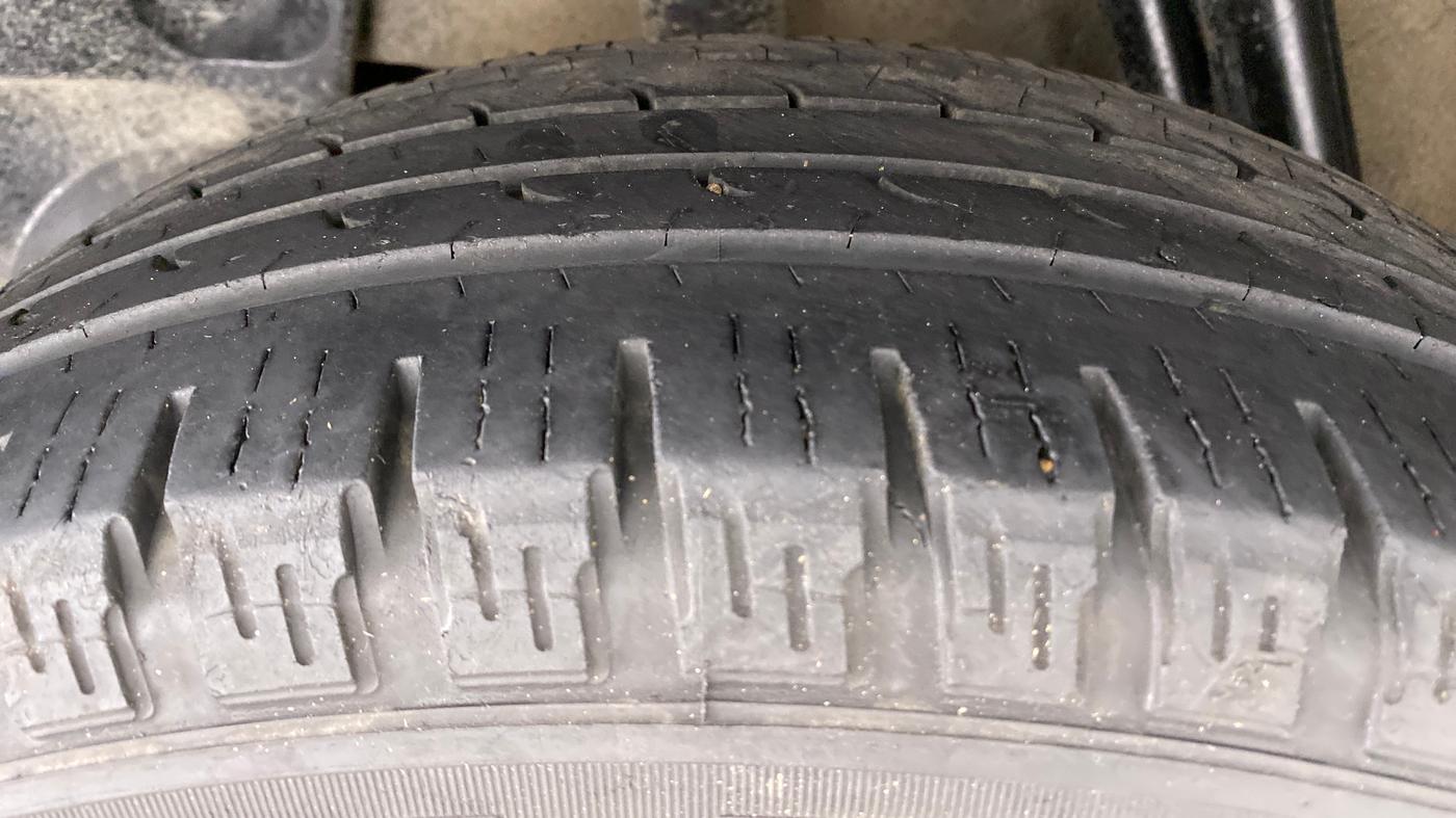 2018 Renault Duster RXS CVT 106 PS, Petrol, Automatic, 49,553 km, Right Rear Tyre Tread