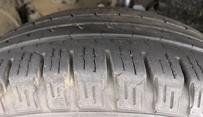 2018 Renault Duster RXS CVT 106 PS, Petrol, Automatic, 49,553 km, Left Front Tyre Tread
