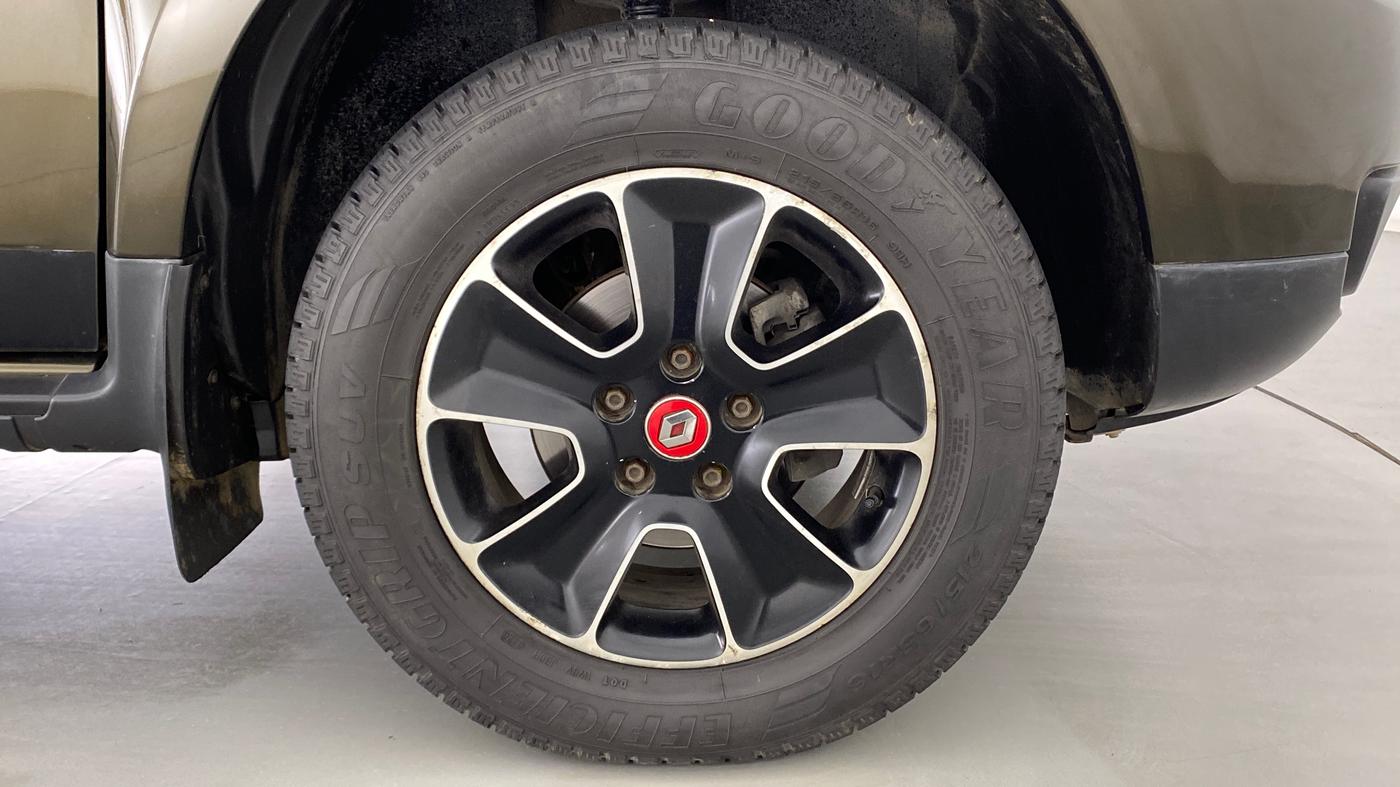 2018 Renault Duster RXS CVT 106 PS, Petrol, Automatic, 49,553 km, Right Front Wheel