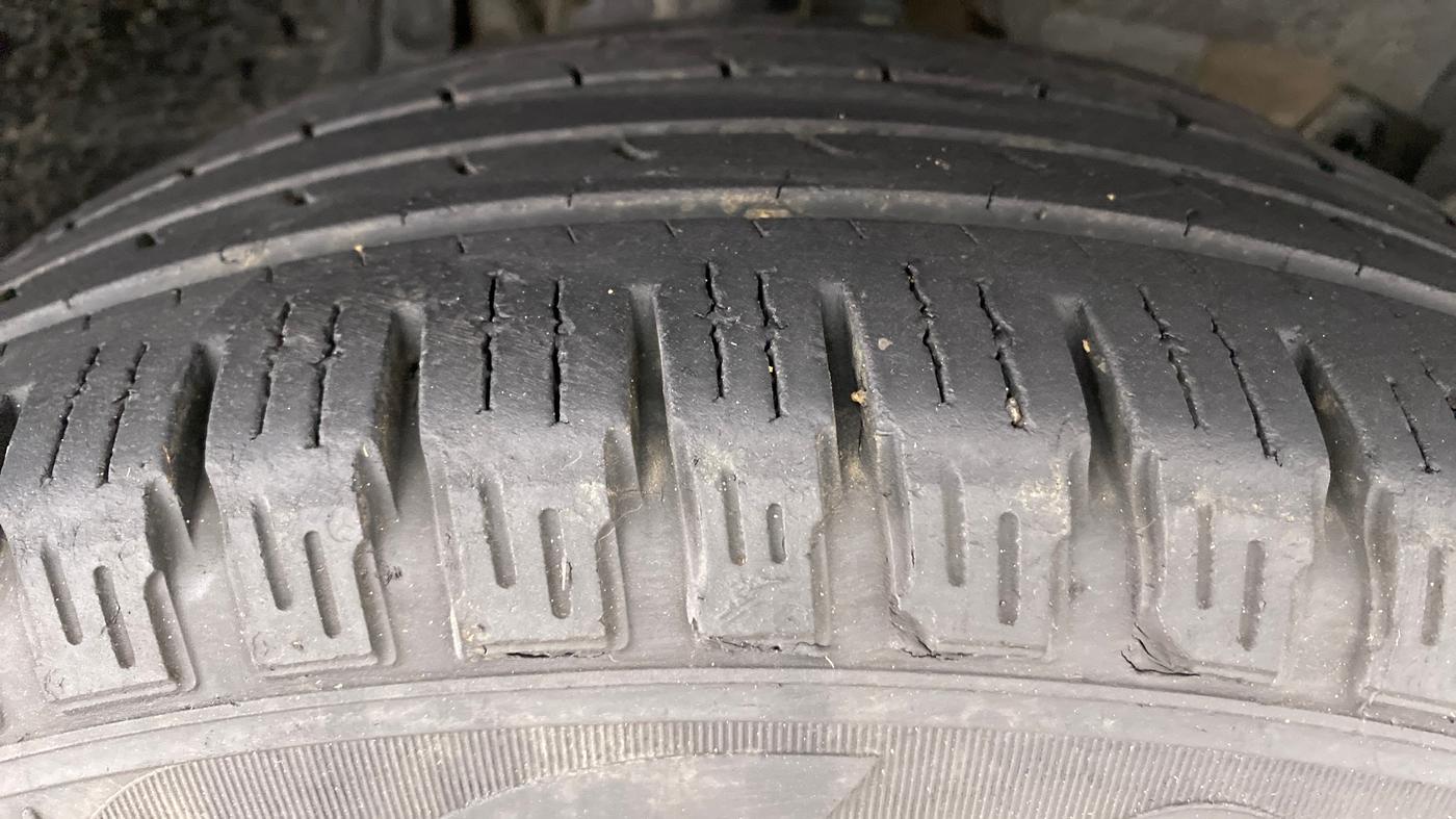 2018 Renault Duster RXS CVT 106 PS, Petrol, Automatic, 49,553 km, Right Front Tyre Tread