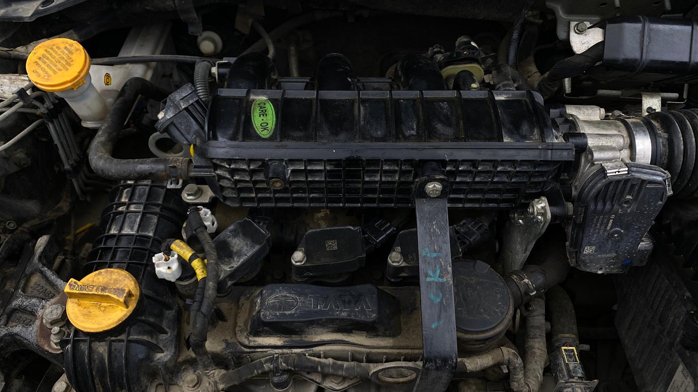 2023 Tata PUNCH ADVENTURE CAMO MT, Petrol, Manual, 35,882 km, Engine View