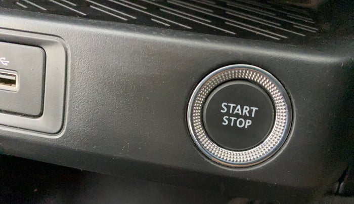 2021 Renault Kiger RXT 1.0 TURBO MT DUAL TONE, Petrol, Manual, 13,273 km, Keyless Start/ Stop Button