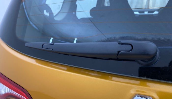 2019 Renault TRIBER RXZ, Petrol, Manual, 66,095 km, Rear Wiper