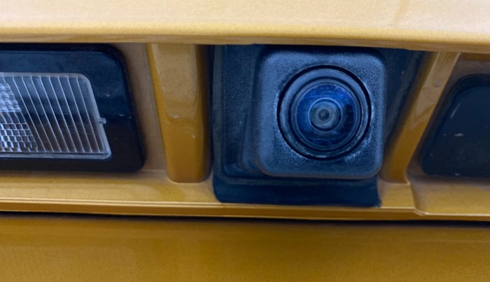 2019 Renault TRIBER RXZ, Petrol, Manual, 66,095 km, Parking Camera