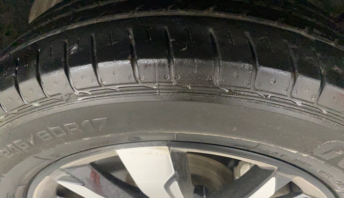 2020 MG HECTOR PLUS SHARP 2.0 DIESEL TURBO MT 6-STR, Diesel, Manual, 37,307 km, Right Front Tyre Tread