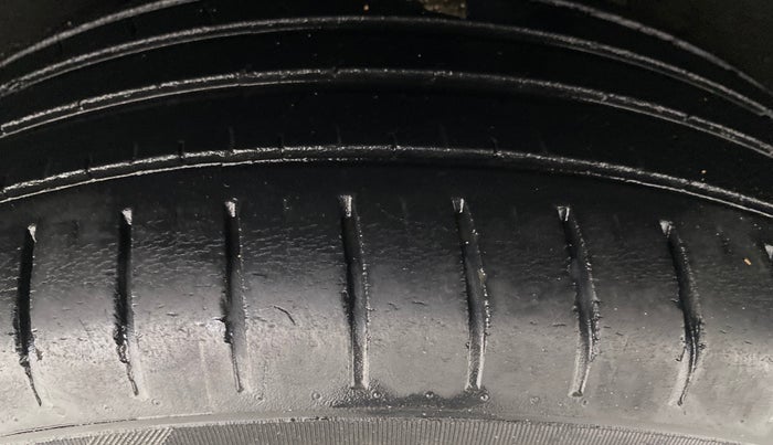 2019 Maruti Baleno ZETA CVT PETROL 1.2, Petrol, Automatic, 57,417 km, Left Rear Tyre Tread