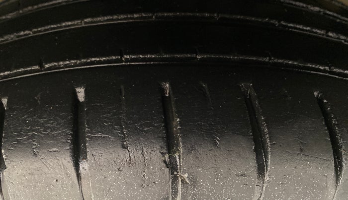 2019 Maruti Baleno ZETA CVT PETROL 1.2, Petrol, Automatic, 57,417 km, Left Front Tyre Tread