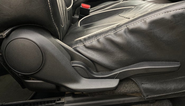 2019 Maruti Baleno ZETA CVT PETROL 1.2, Petrol, Automatic, 57,417 km, Driver Side Adjustment Panel