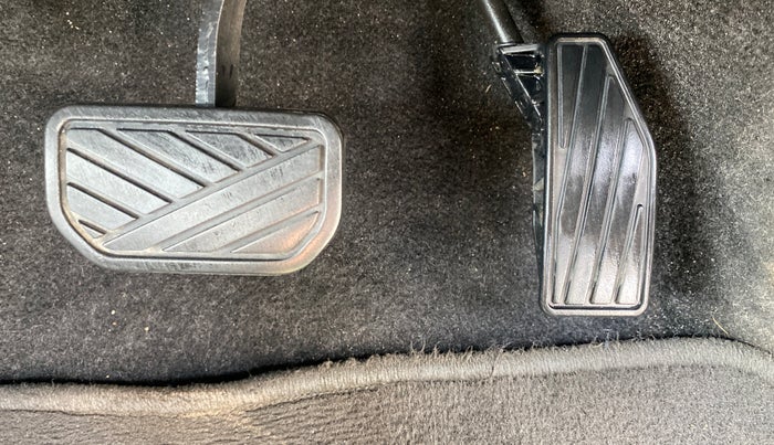 2019 Maruti Baleno ZETA CVT PETROL 1.2, Petrol, Automatic, 57,417 km, Pedals