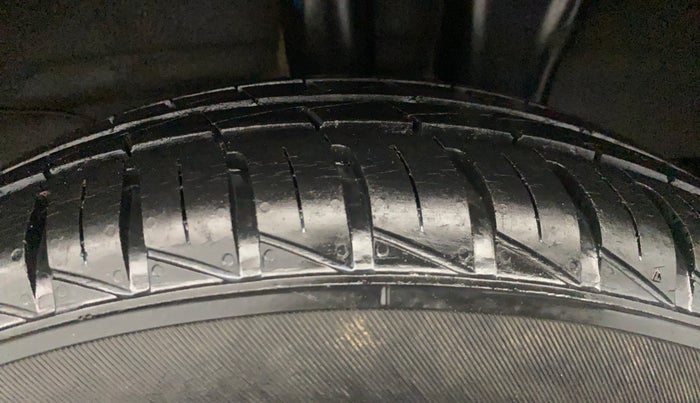 2020 Hyundai NEW SANTRO ERA EXECUTIVE, Petrol, Manual, 8,243 km, Left Rear Tyre Tread