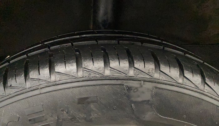 2020 Hyundai NEW SANTRO ERA EXECUTIVE, Petrol, Manual, 8,243 km, Right Rear Tyre Tread