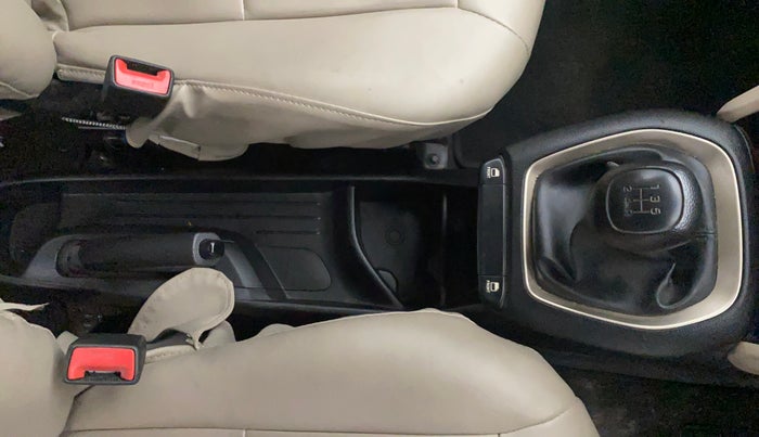 2020 Hyundai NEW SANTRO ERA EXECUTIVE, Petrol, Manual, 8,243 km, Gear Lever