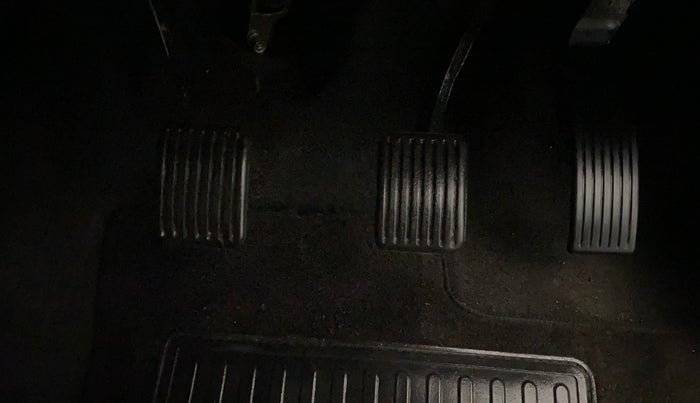 2020 Hyundai NEW SANTRO ERA EXECUTIVE, Petrol, Manual, 8,243 km, Pedals