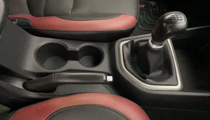2016 Hyundai Creta SX PLUS  ANNIVERSARY EDITION 1.6 PETROL, Petrol, Manual, 79,820 km, Gear Lever