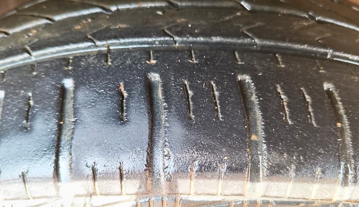2015 Honda Amaze 1.2L I-VTEC S AT, Petrol, Automatic, 36,084 km, Right Front Tyre Tread
