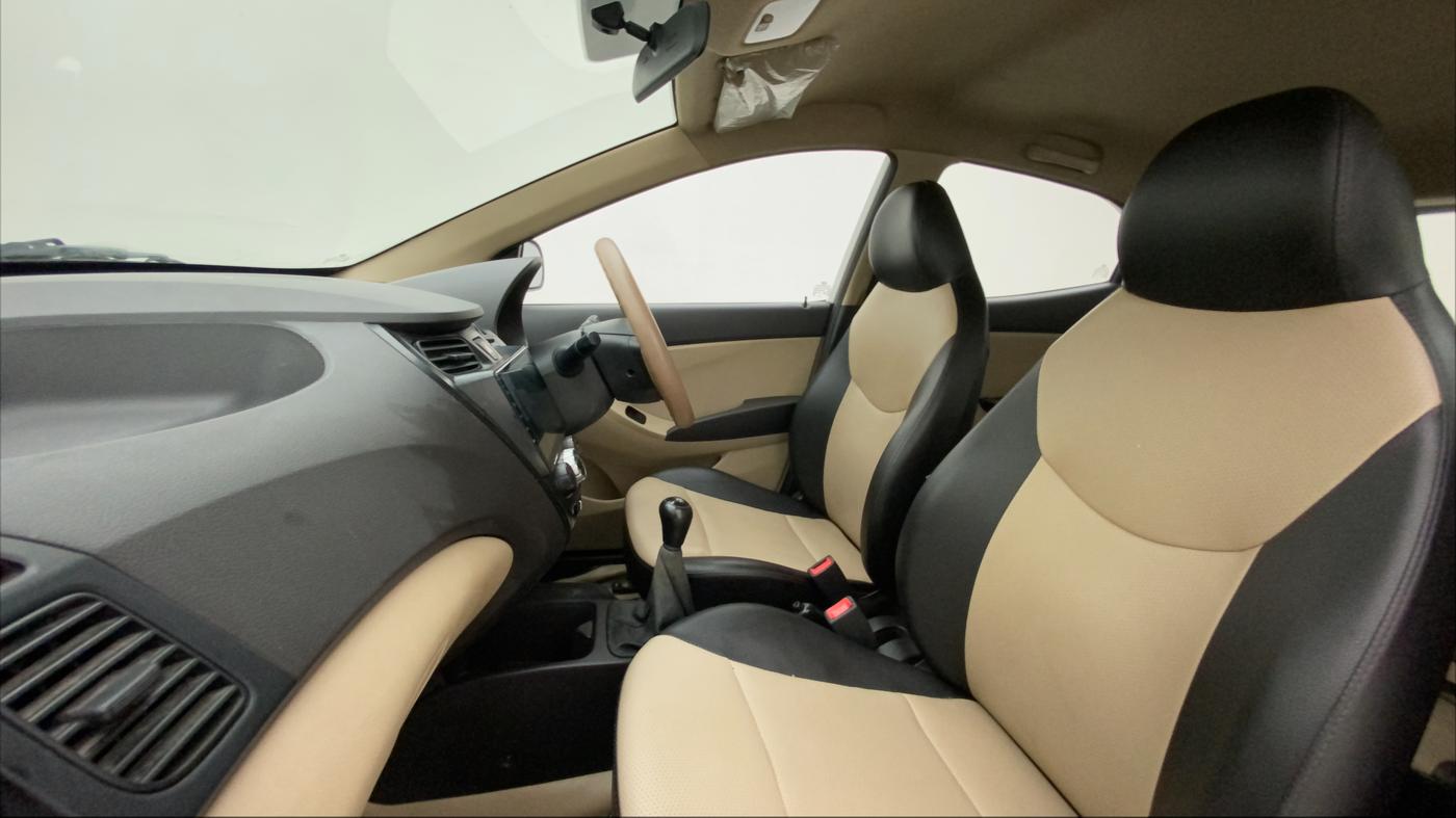 2015 Hyundai Eon ERA +, Petrol, Manual, 22,557 km, Right Side Front Door Cabin