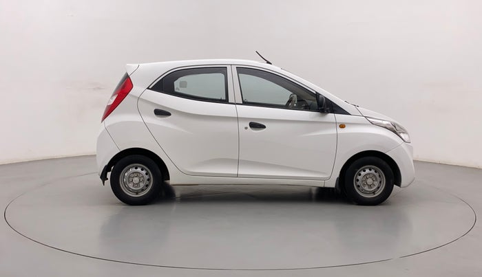 2015 Hyundai Eon ERA +, Petrol, Manual, 22,557 km, Right Side View