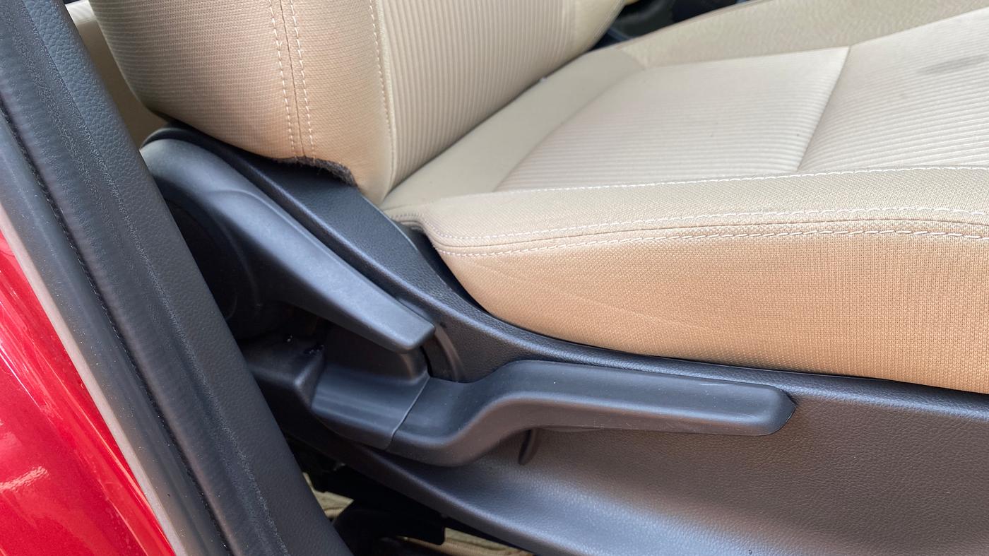2022 Honda Amaze 1.2L I-VTEC VX CVT, Petrol, Automatic, 24,503 km, Driver Side Adjustment Panel