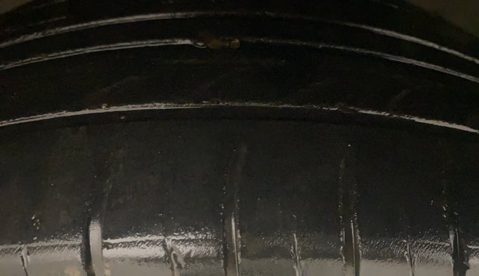 2016 Hyundai Creta SX PLUS 1.6 PETROL, Petrol, Manual, 72,881 km, Left Front Tyre Tread