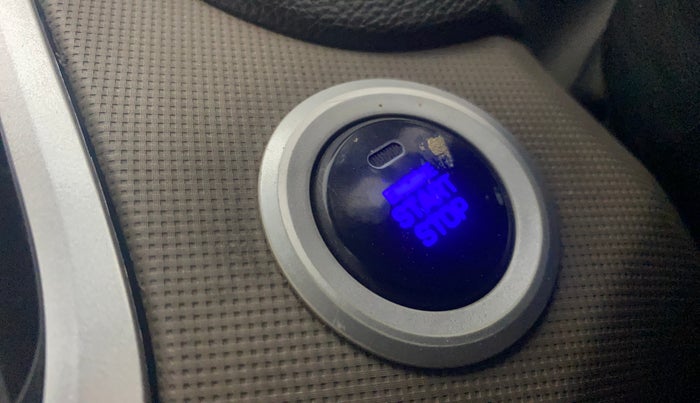 2016 Hyundai Creta SX PLUS 1.6 PETROL, Petrol, Manual, 72,881 km, Keyless Start/ Stop Button