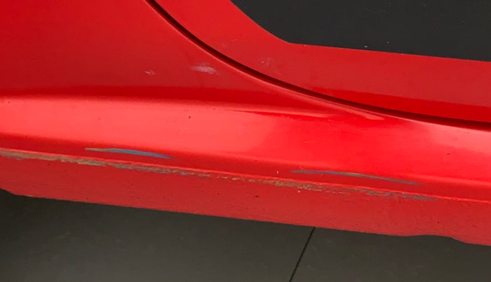 2018 Volkswagen Polo TRENDLINE 1.0L, Petrol, Manual, 23,430 km, Right running board - Minor scratches