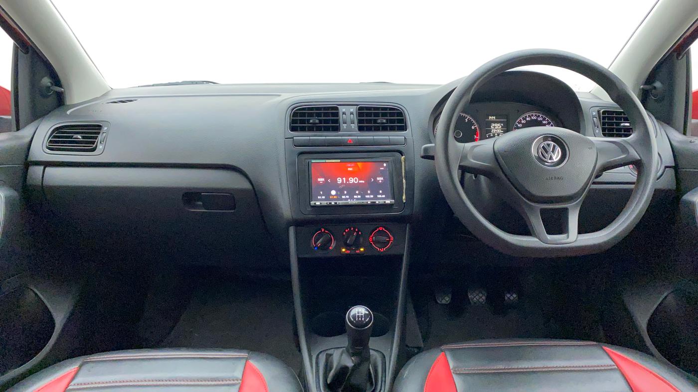 2018 Volkswagen Polo TRENDLINE 1.0L, Petrol, Manual, 23,430 km, Dashboard