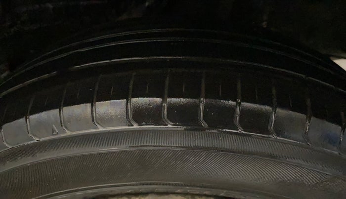 2020 Honda Amaze 1.2L I-VTEC E, CNG, Manual, 83,769 km, Left Rear Tyre Tread