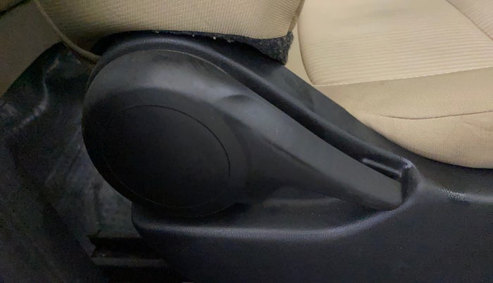 2020 Honda Amaze 1.2L I-VTEC E, CNG, Manual, 83,769 km, Driver Side Adjustment Panel