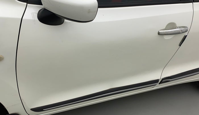 2017 Maruti Baleno SIGMA PETROL 1.2, CNG, Manual, 85,951 km, Front passenger door - Paint has faded