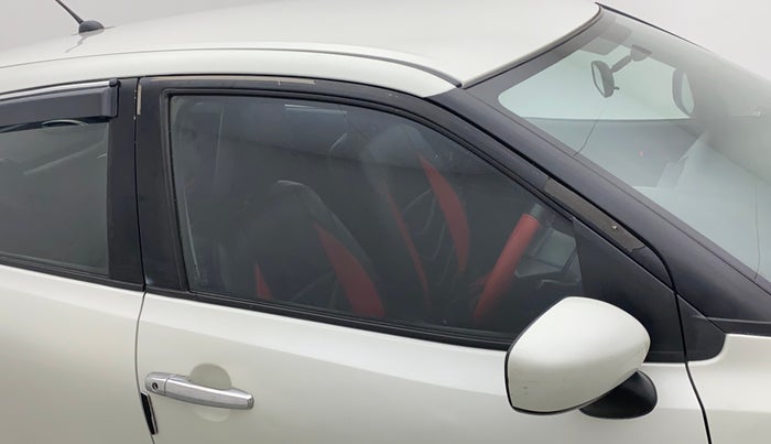 2017 Maruti Baleno SIGMA PETROL 1.2, CNG, Manual, 85,951 km, Driver-side door - Door visor damaged