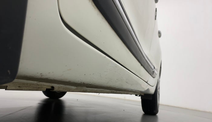 2017 Maruti Baleno SIGMA PETROL 1.2, CNG, Manual, 85,951 km, Left running board - Minor scratches